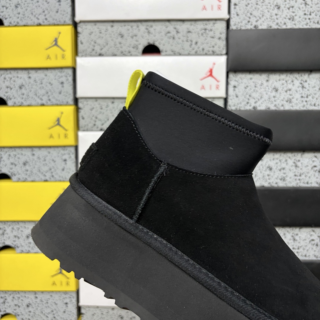 UGG Classic Mini Dipper Boot Black -817 - Image 5
