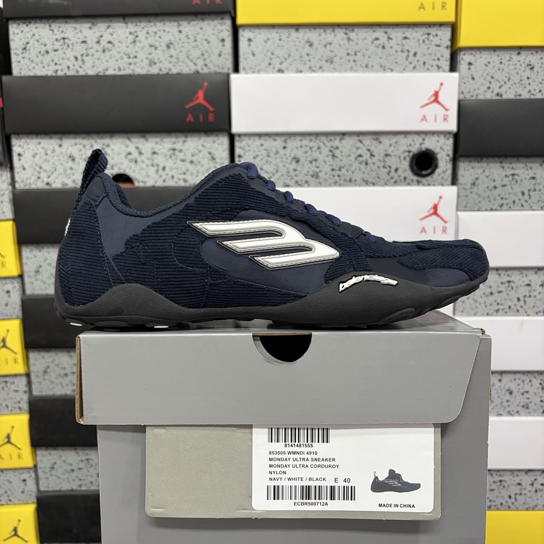 Balenciaga Monday UItra 21 Gen