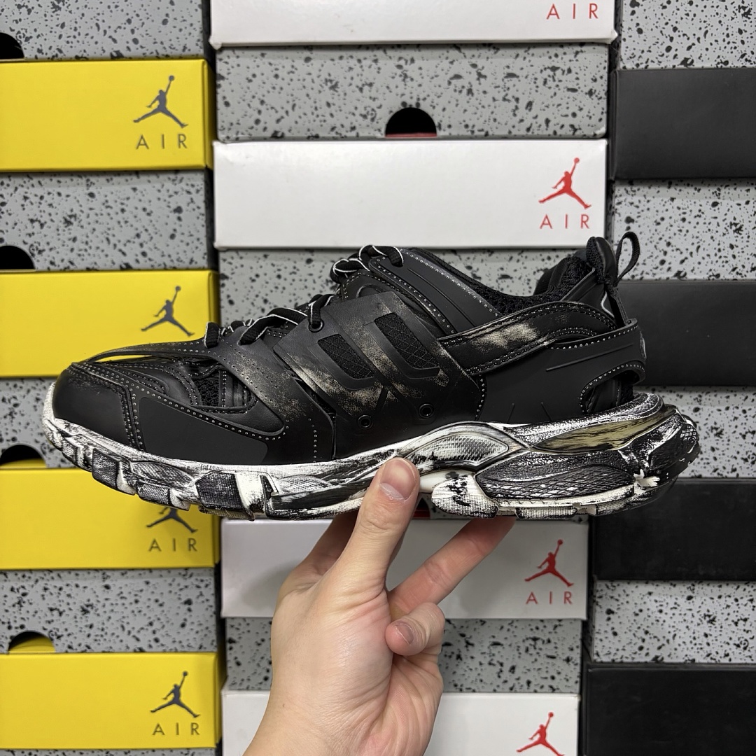 Balenciaga BLCG Track - Image 7