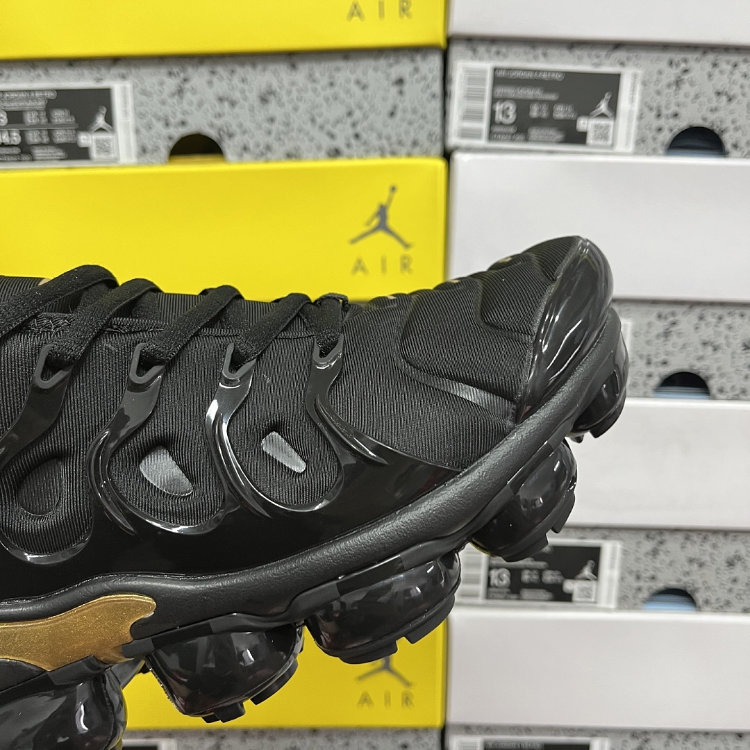 Nike Air VaporMax Plus - Image 3