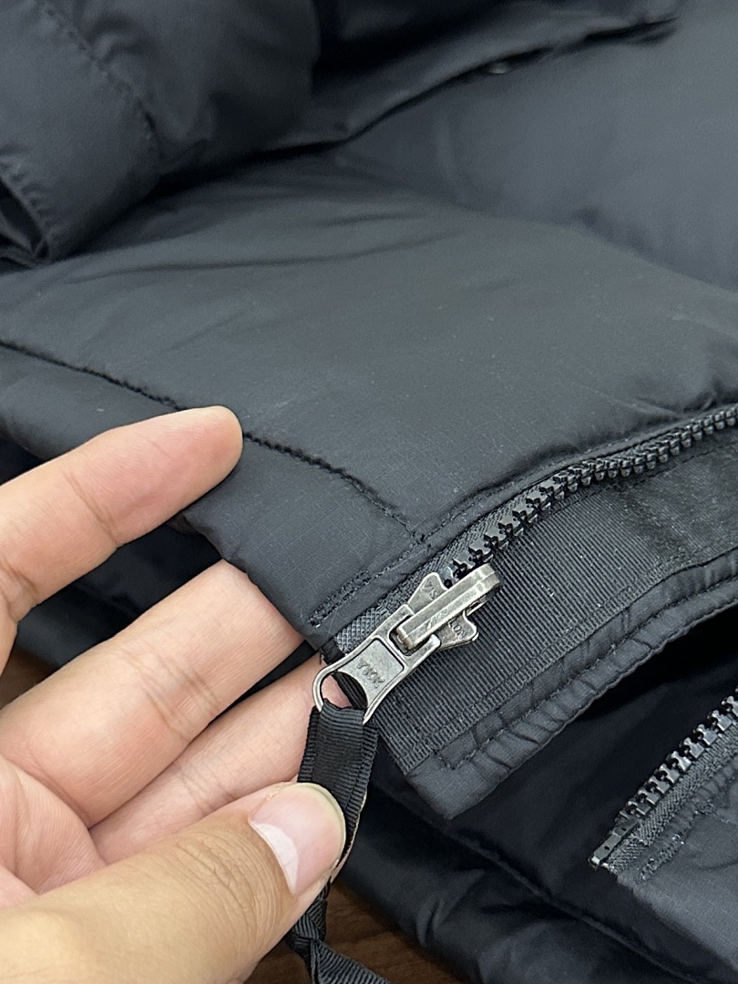 Chanel The North Face 1996 Retro Nuptse 700 Fill Packable Jacket - Image 70