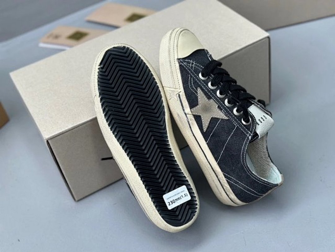 Golden Goose Deluxe Brand Black Canvas - Image 8