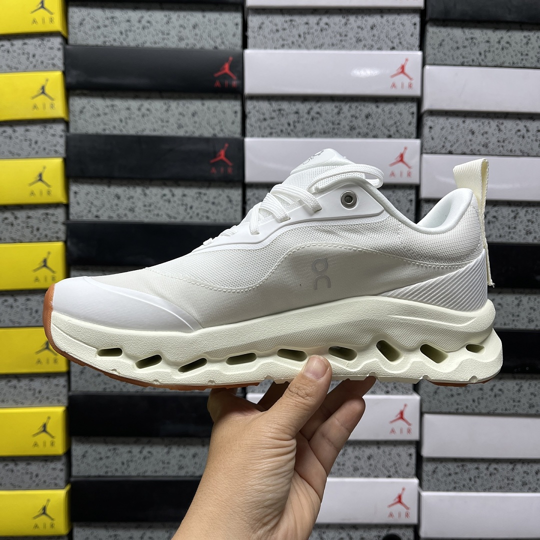 On Running Cloudtilt 2 LOEWE All (White) - Image 10