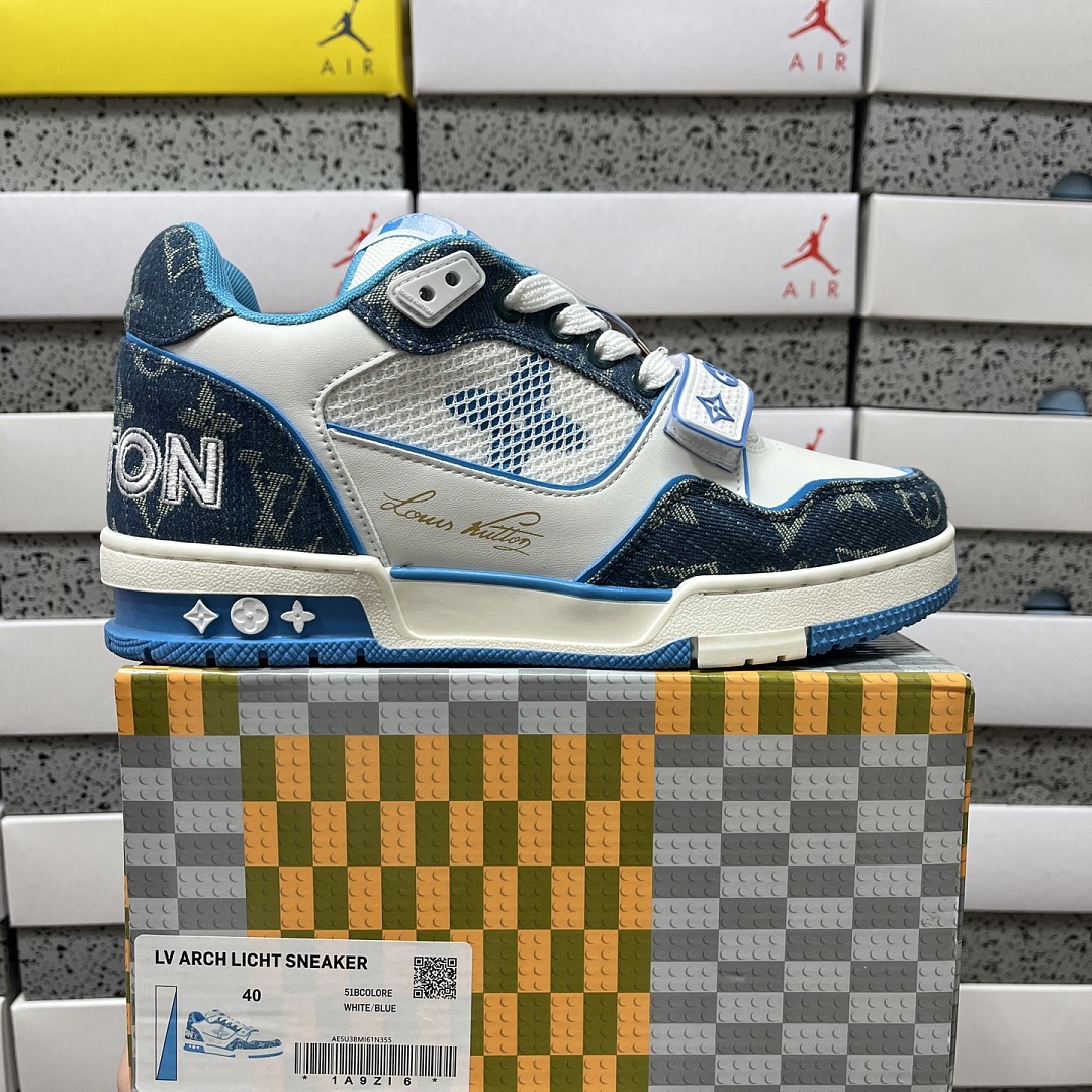 Louis Vuitton Trainer (White Blue)
