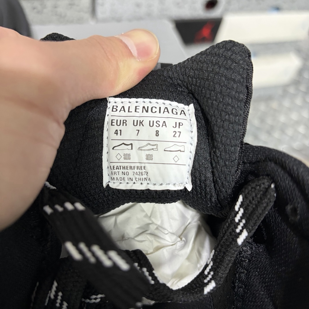 Balenciaga BLCG 3XL 0221 - Image 10