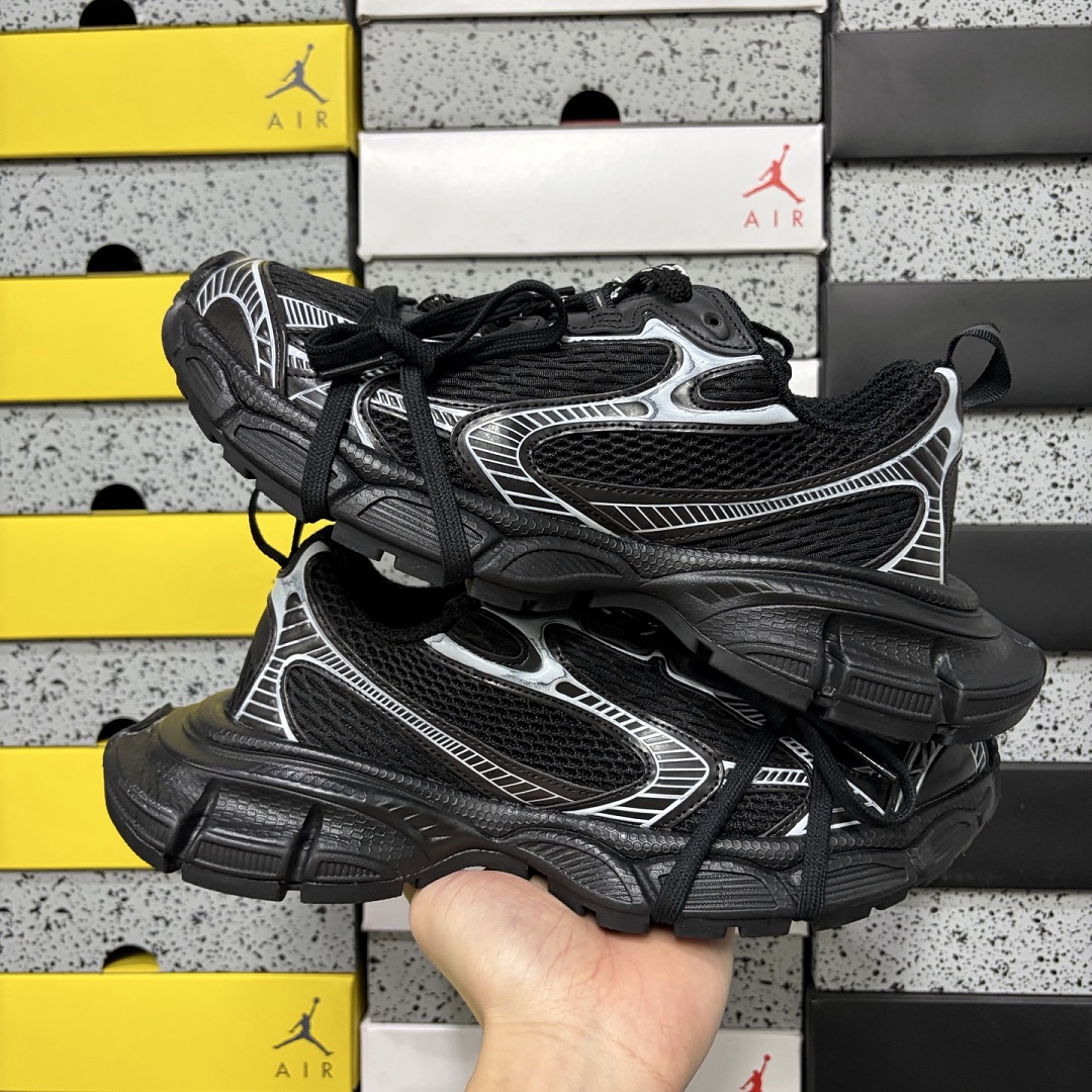 Balenciaga BLCG 3XL - Image 12