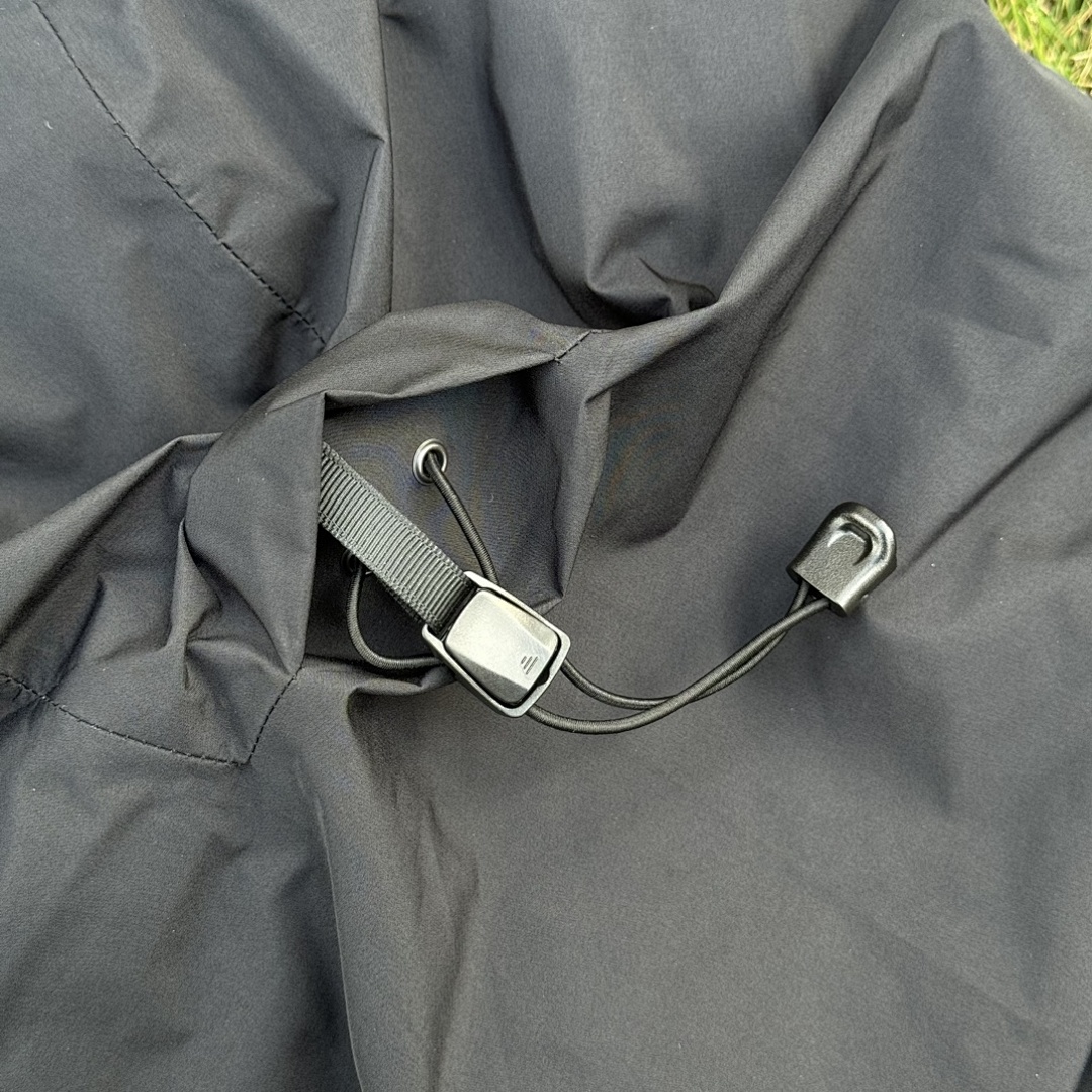 Arc'teryx Macai Jacket (Black) - Image 16