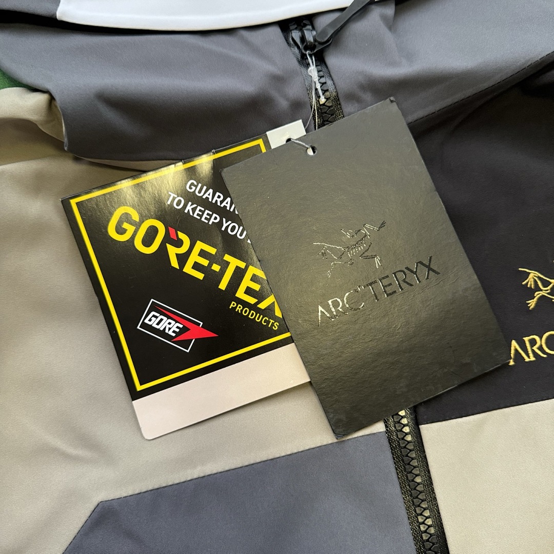 Arc'teryx BEAMS Beta Jacket Dimensions - Image 15