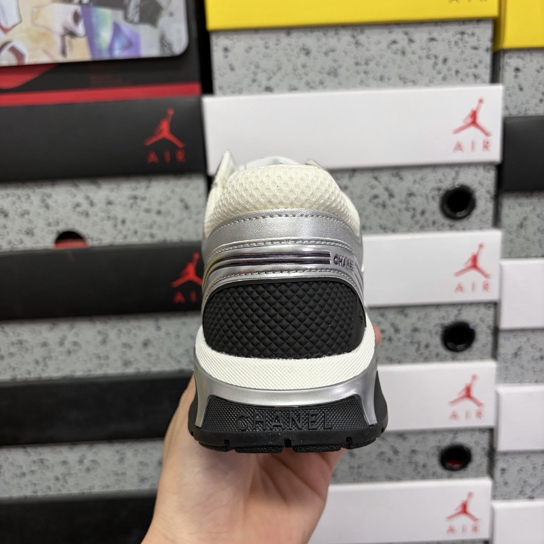 Chanel CC Runner White Silver K5451 / - Image 7