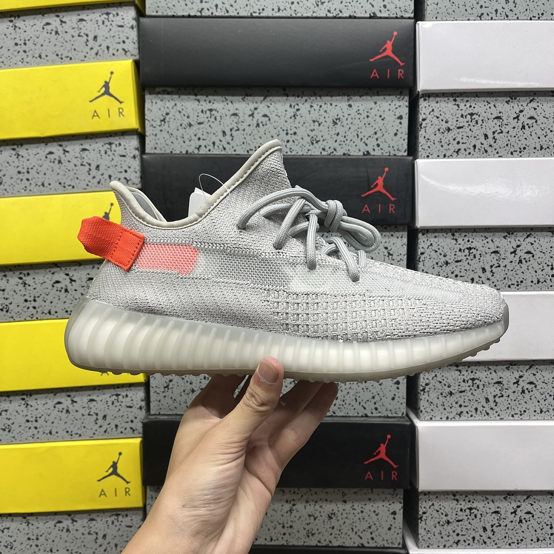 Adidas Yeezy Boost 350 V2 - Image 4