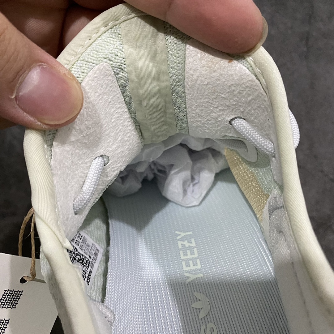 Adidas Yeezy 350 - Image 16