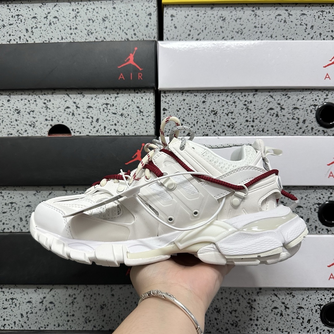 Balenciaga Track Trail Laces 3.0 - Image 6