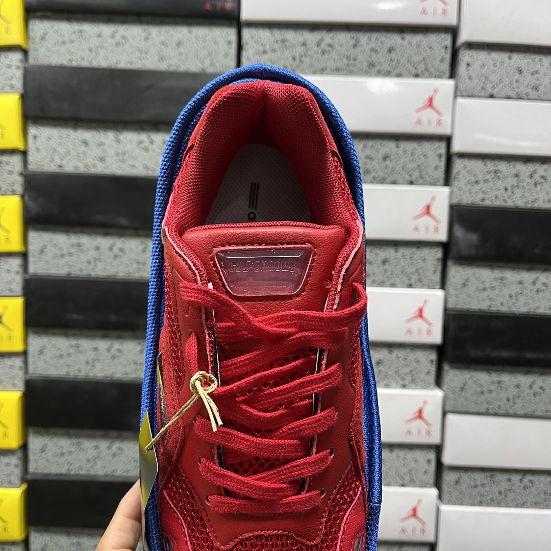 On Running Response Trail 2 Raf Simons - Image 7