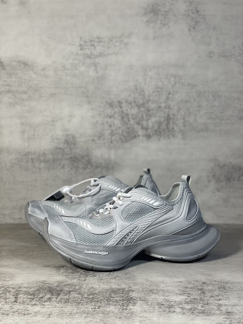 Balenciaga Circuit - Image 23