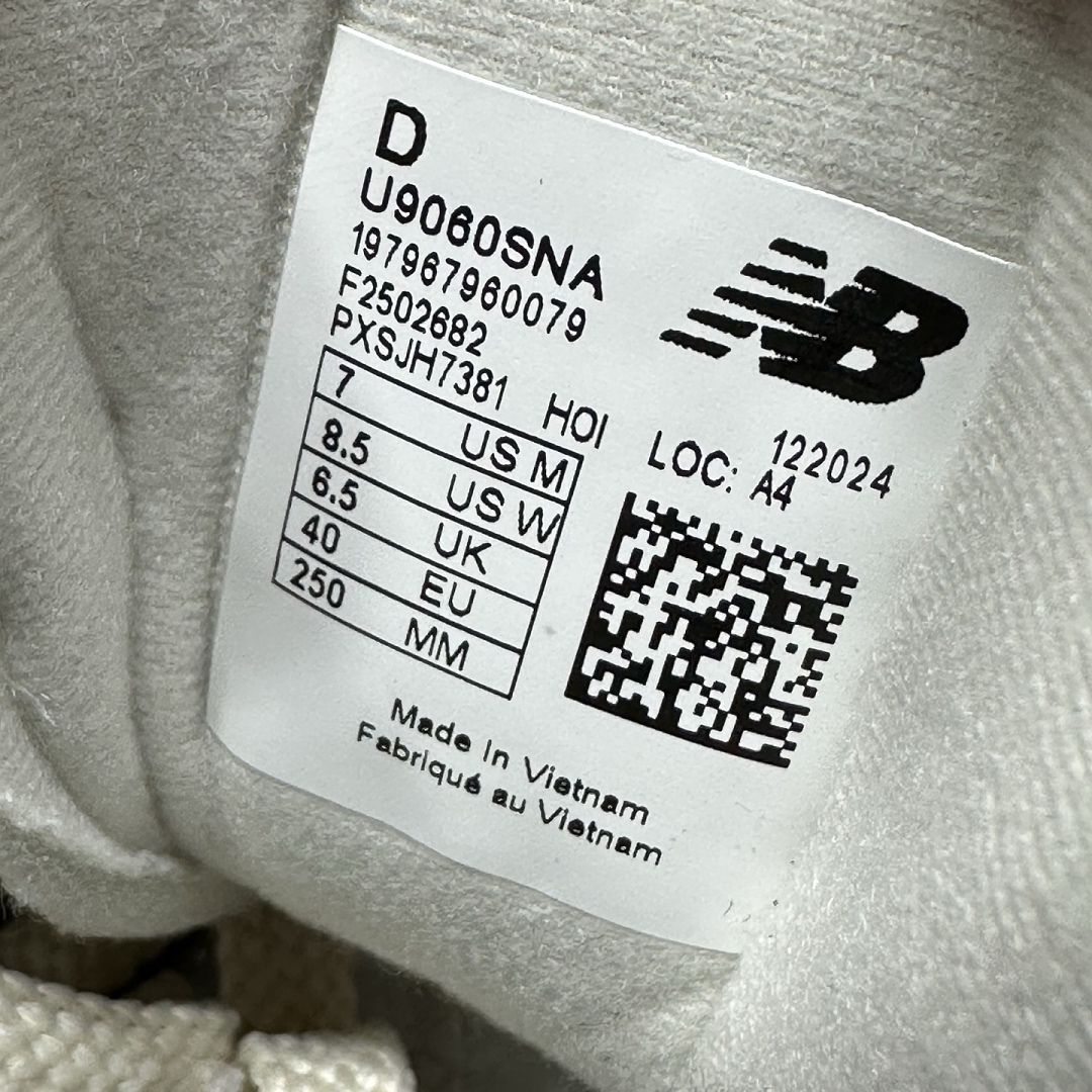 New Balance 9060 - Image 9