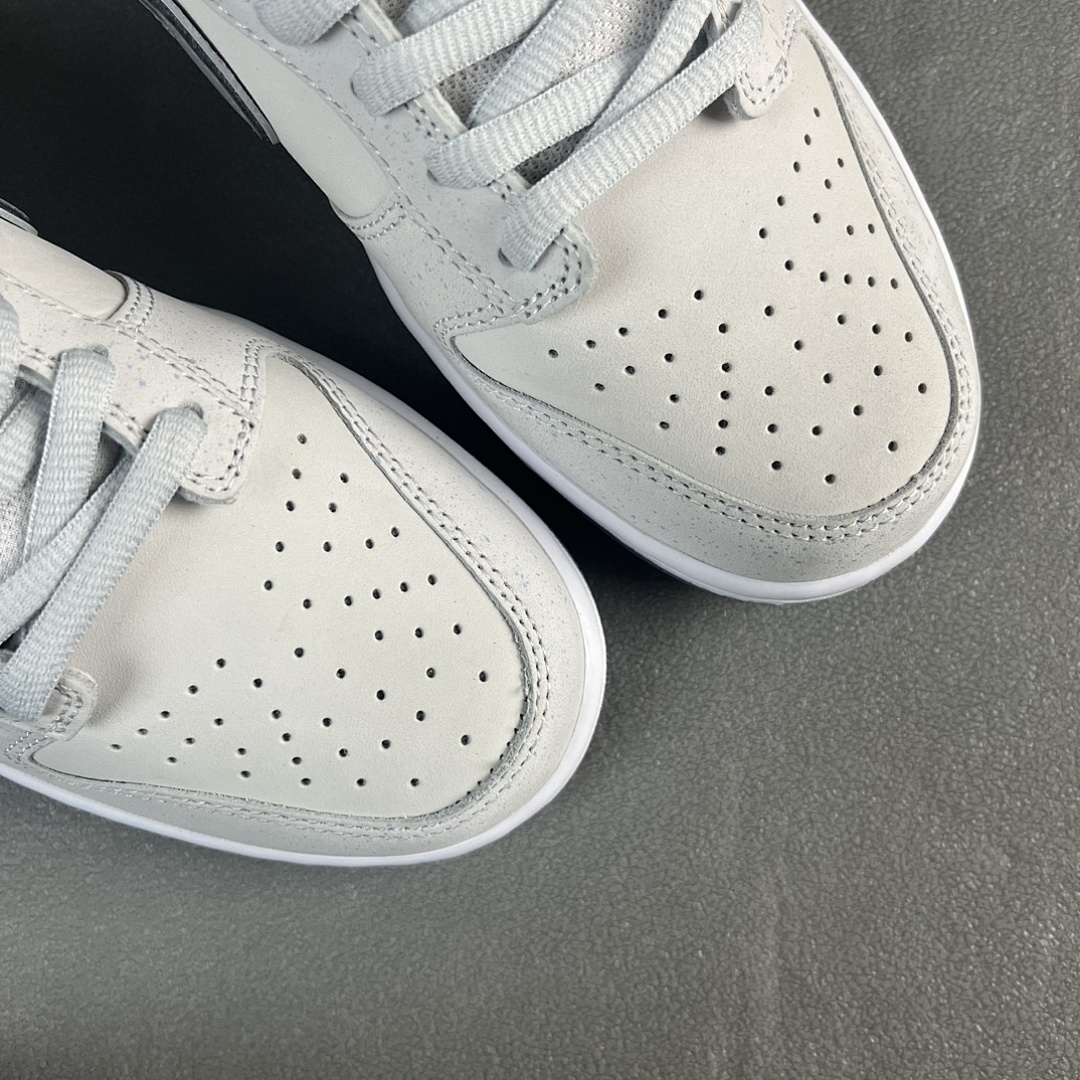 Nike SB Dunk Low White Lobster (Friends And Family) - Image 8