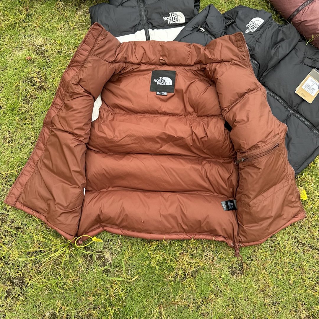 The North Face TNF 1996 Retro Nuptse Vest - Image 47