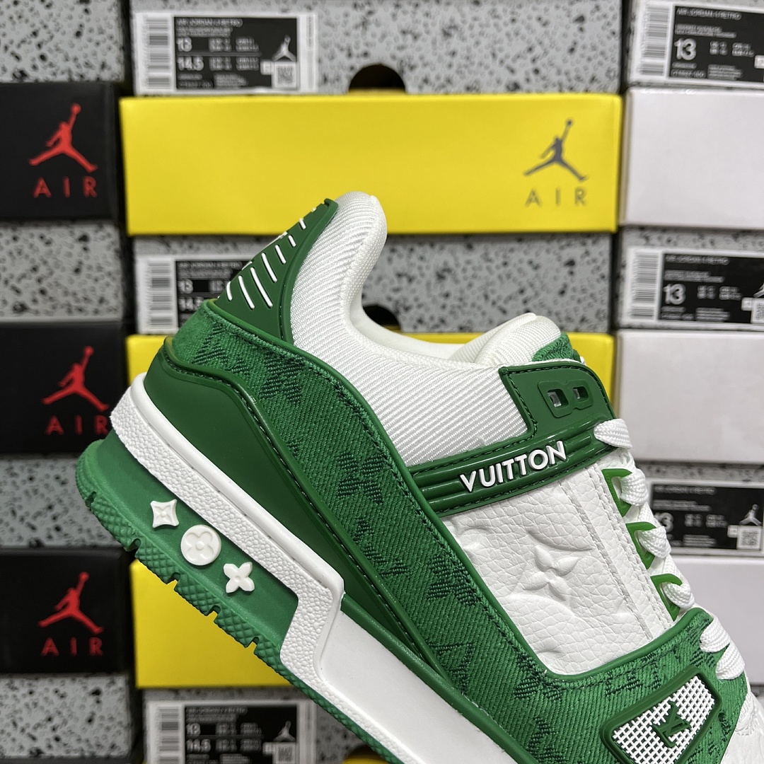 Louis Vuitton Trainer 1-04 - Image 3