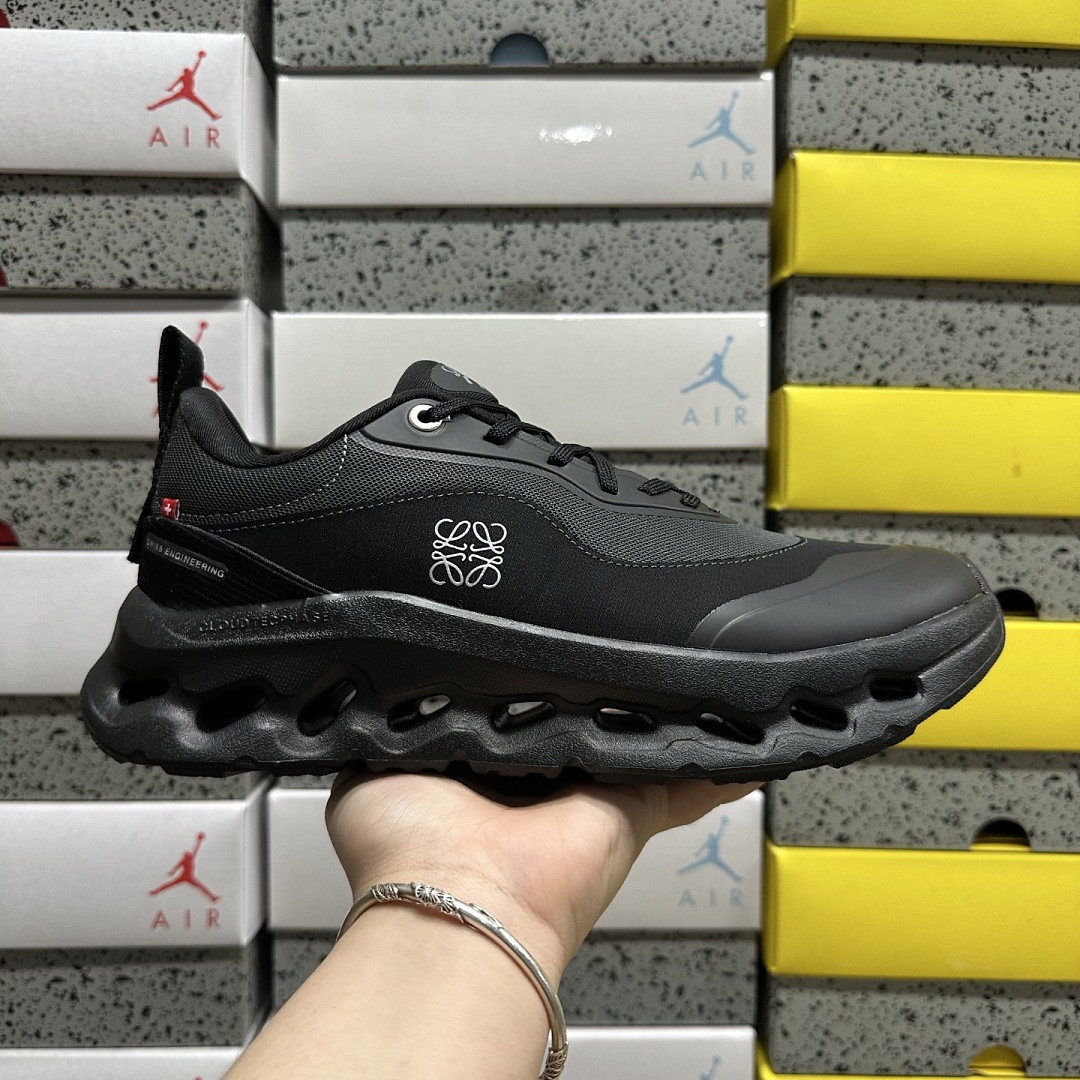 On Running Running Cloudtilt 2 LOEWE Black 3ME10690554 - Image 3