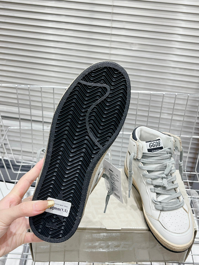 Golden Goose Deluxe Brand 27 - Image 3