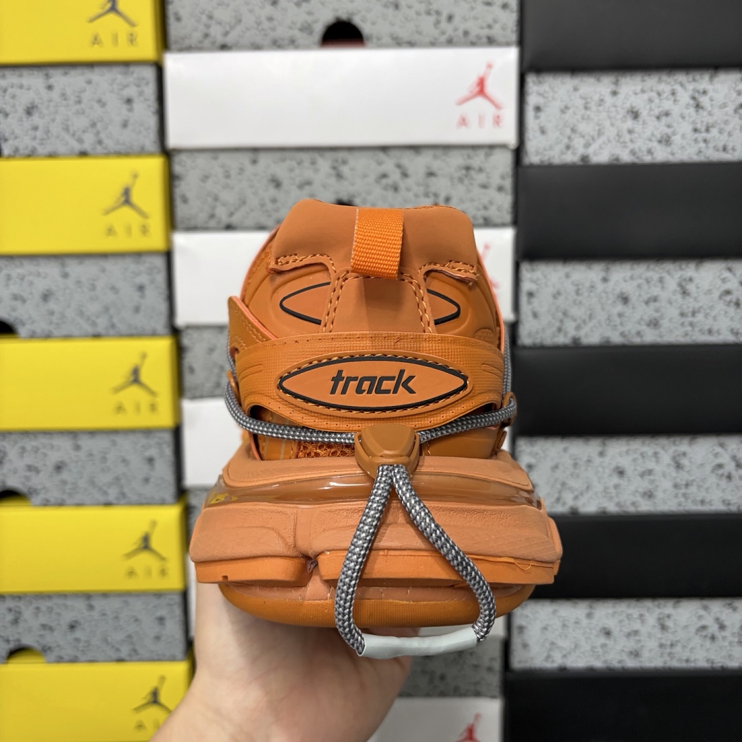 Balenciaga Track - Image 5