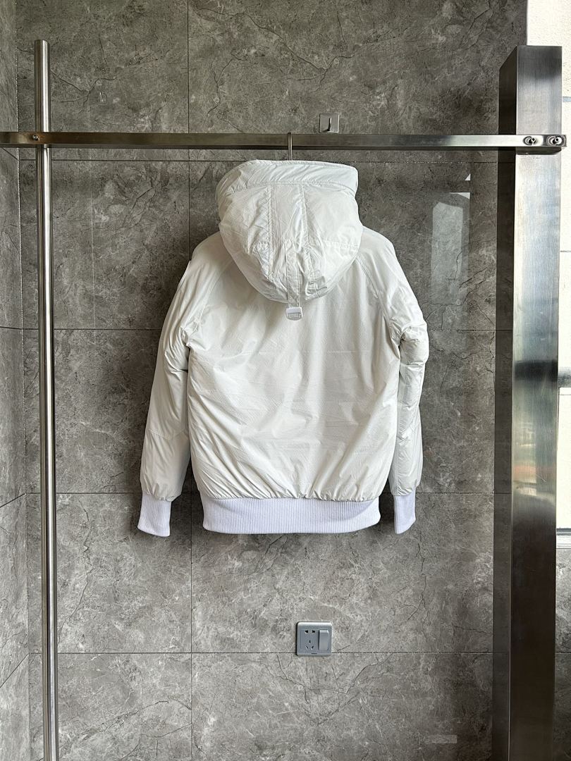Canada Goose Chiliwack Bomber-ISO - Image 4