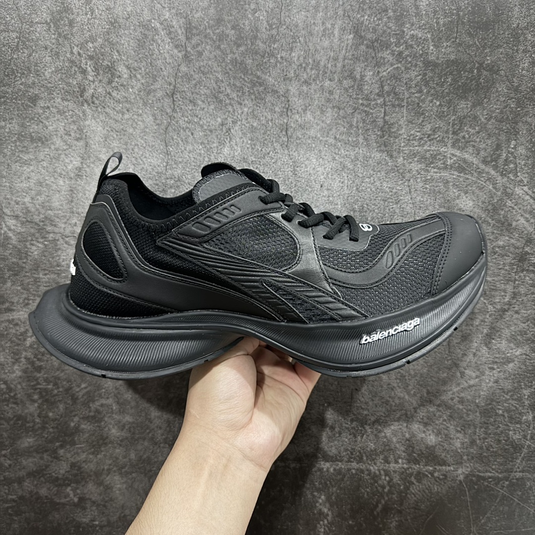 Balenciaga Circuit - Image 42