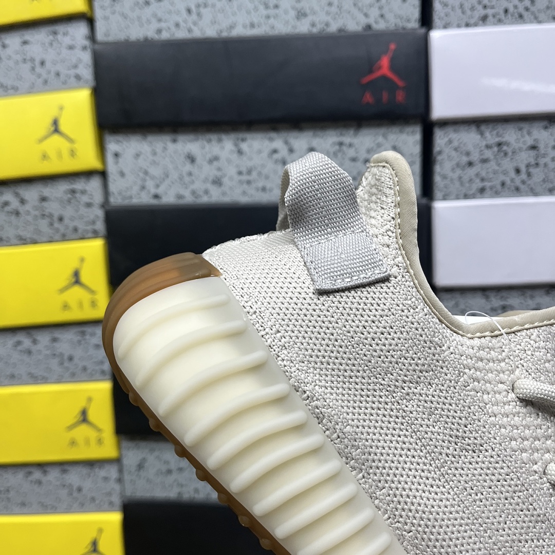 Adidas Yeezy Boost 350 V2 - Image 3