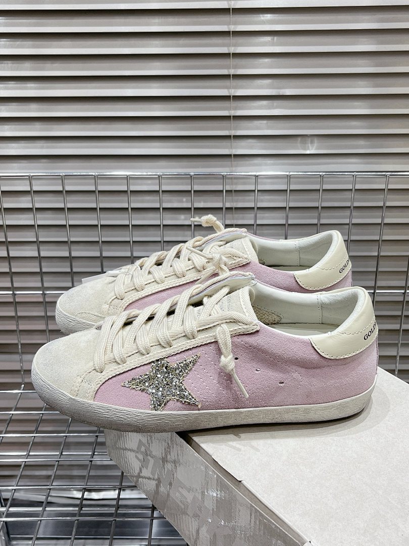 Golden Goose Deluxe Brand 7