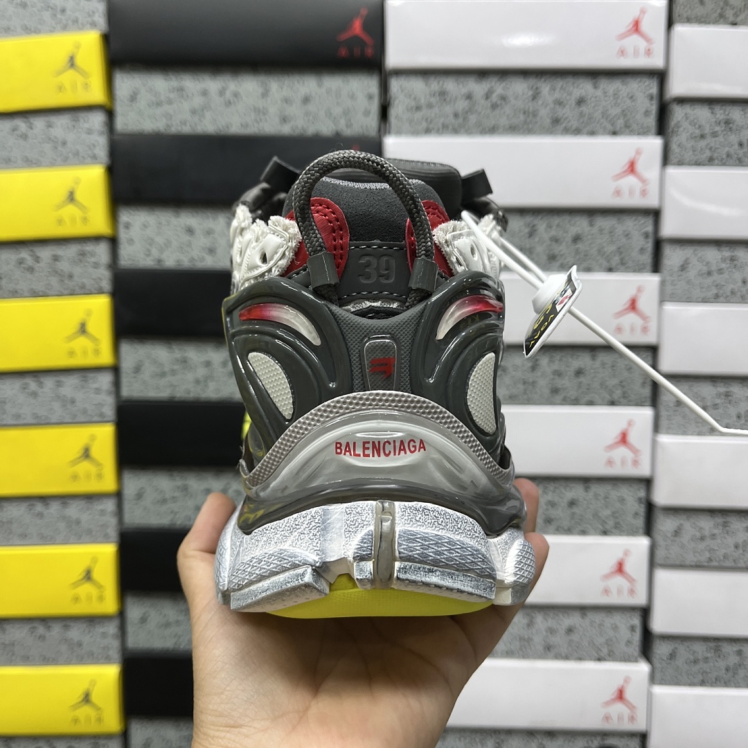 Balenciaga BLCG Runner - Image 51