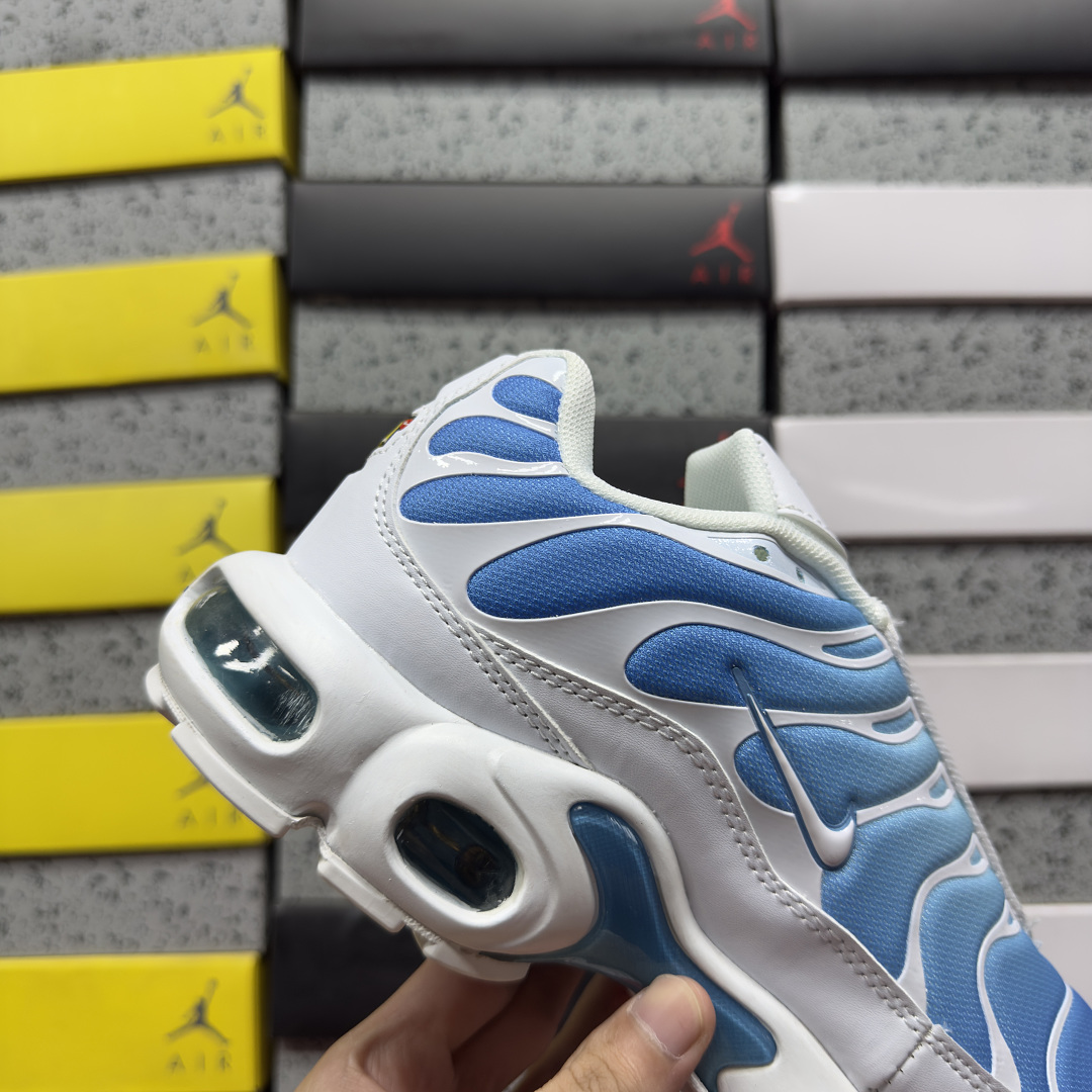 Nike Air Max Plus (Sky Blue) - Image 4