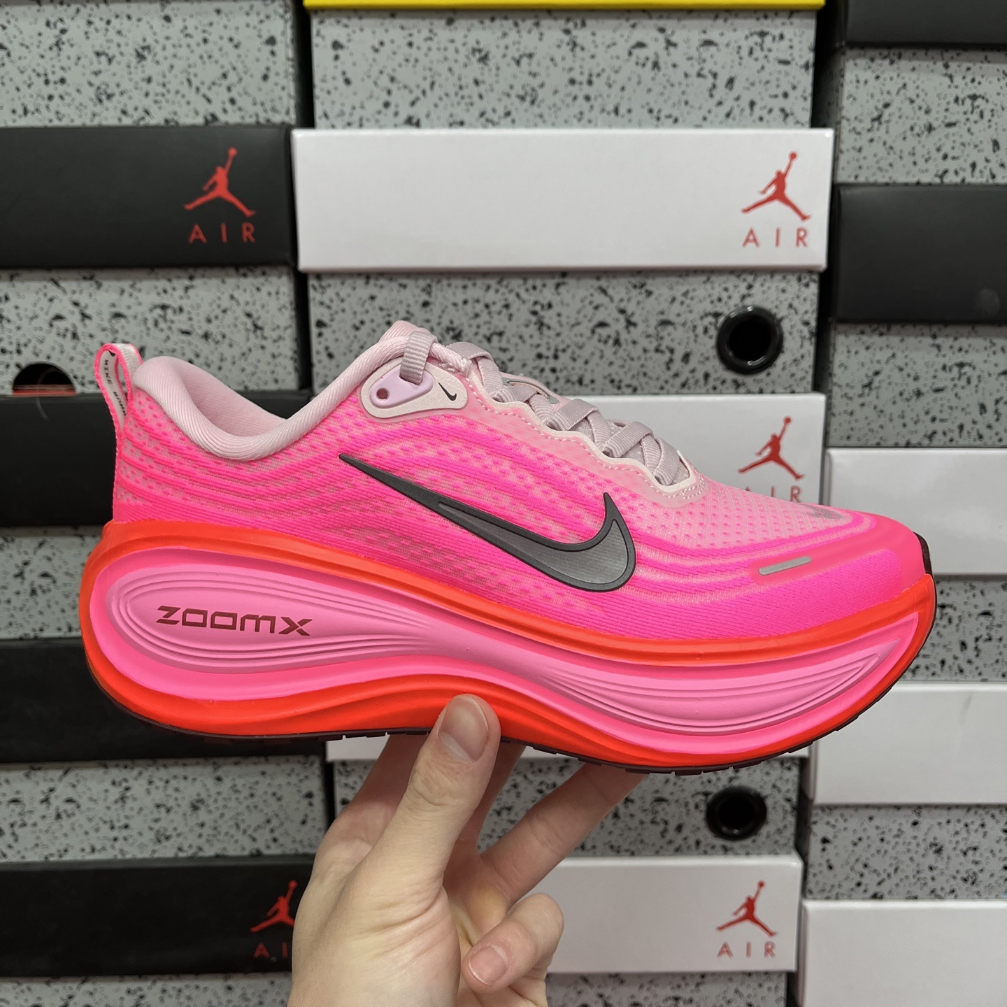 Nike Zoom Vomero - Image 11