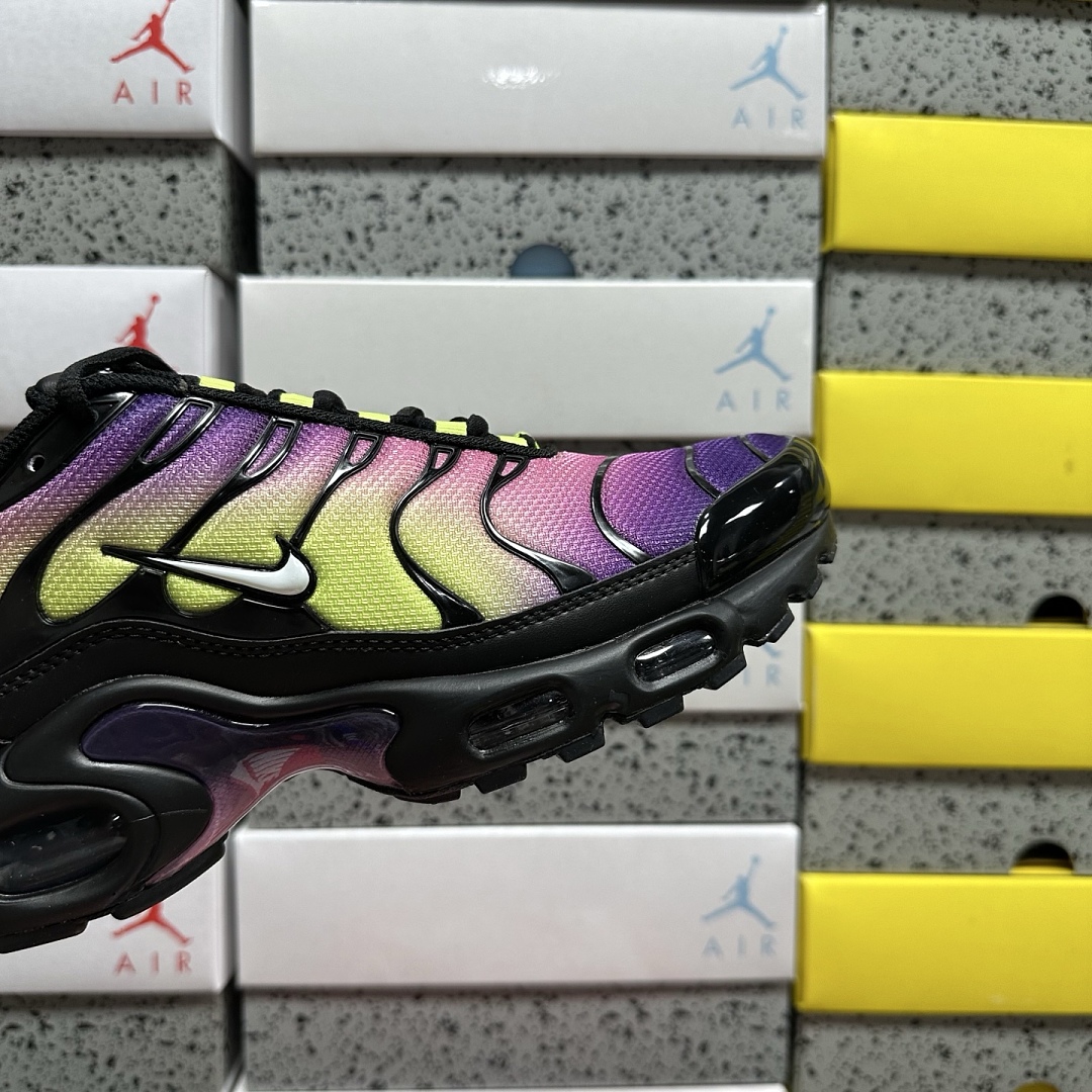Nike Air Max Plus Northern Lights - Image 7