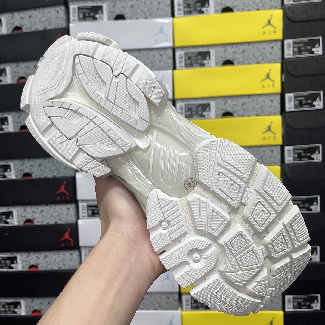 Balenciaga BLCG Runner 7.5 - Image 7