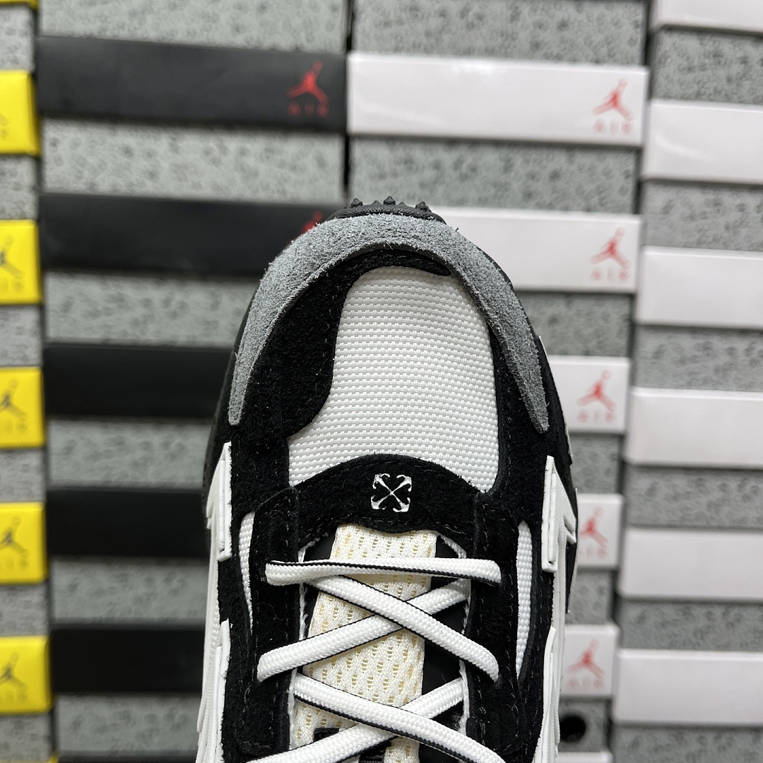 Off-White Be Right Back - Image 2
