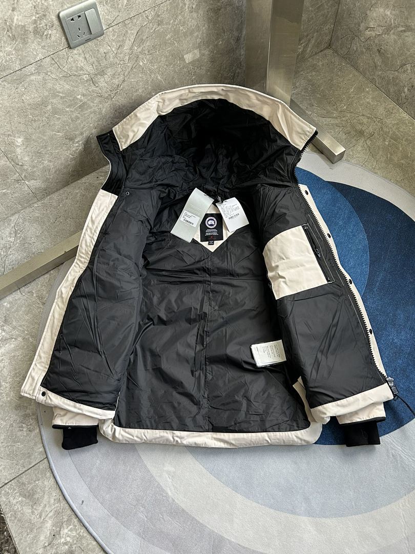 Canada Goose Macmillan Parka Jacket - Image 44