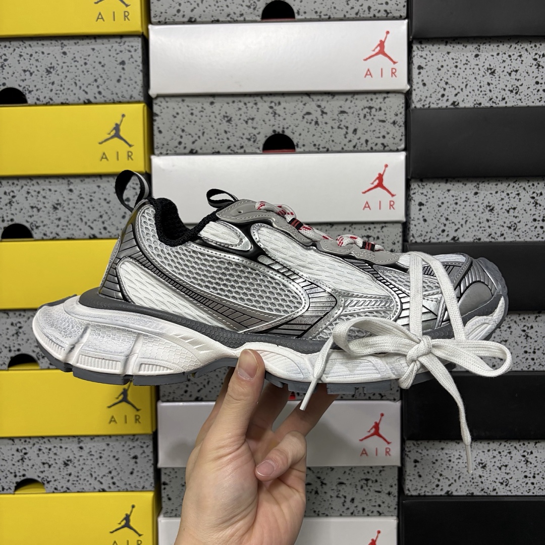 Balenciaga BLCG 3XL - Image 2