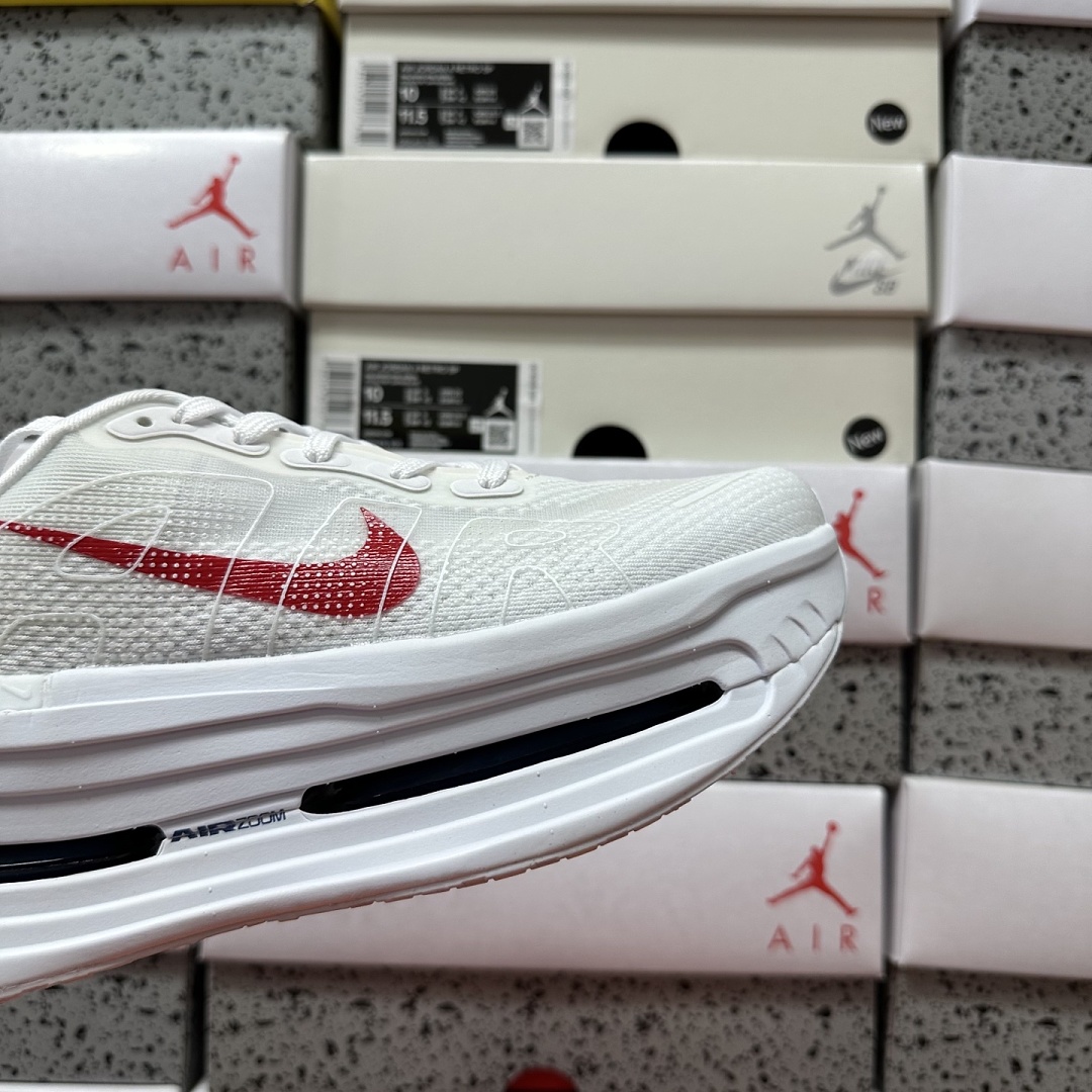 Nike Vomero Premium HQ2050-718 - Image 4
