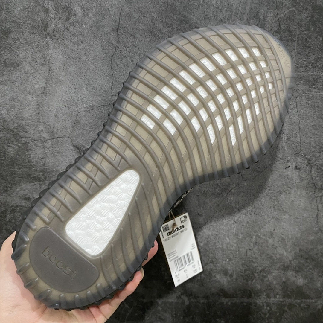 Adidas Yeezy 350 - Image 2