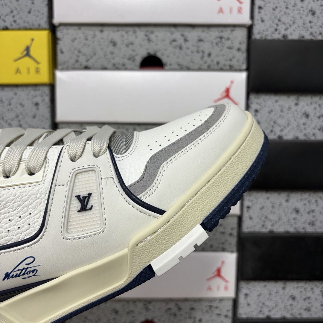 Louis Vuitton Trainer - Image 5