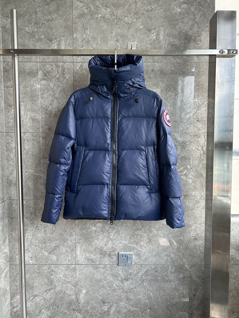 Canada Goose Crofton Puffer Jacket - Image 38