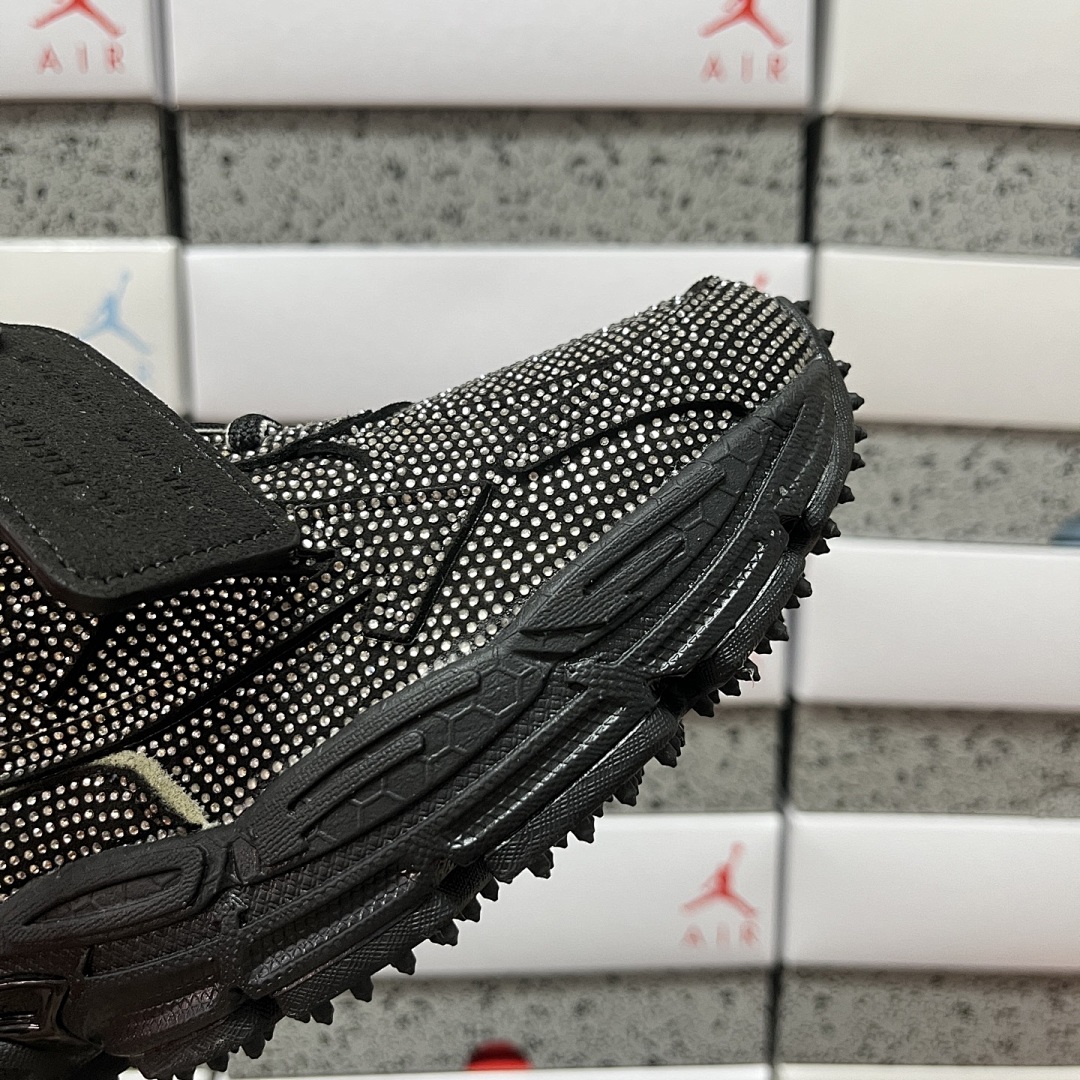 Off-White Be Right Back - Image 8
