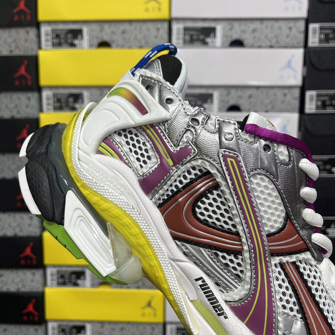 Balenciaga BLCG Runner 7.5 - Image 8