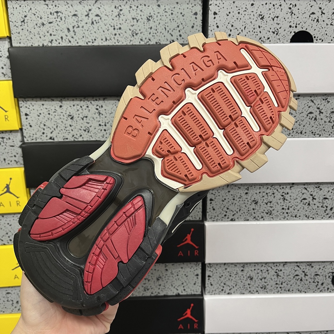 Balenciaga Track - Image 3