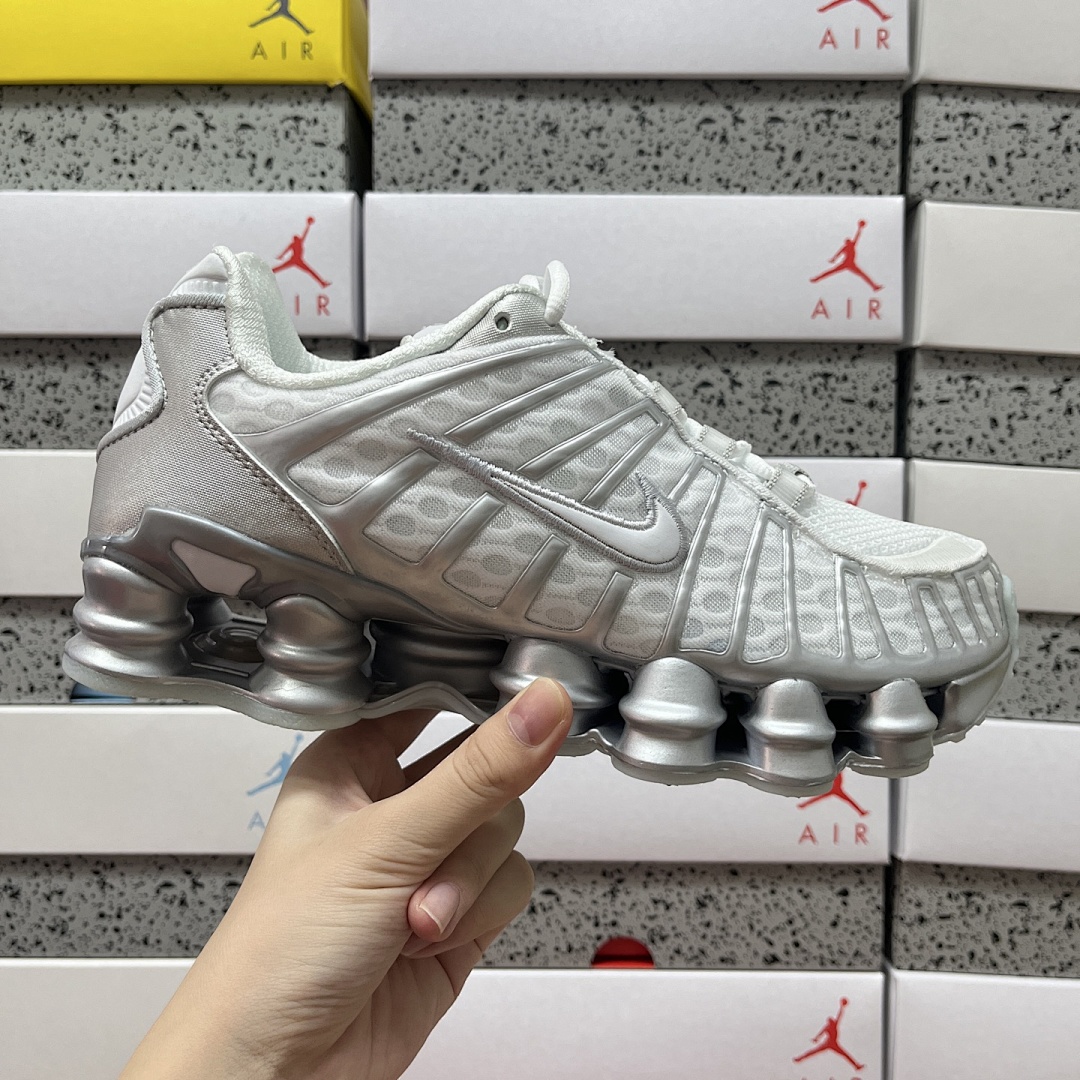 Nike Shox - Image 7