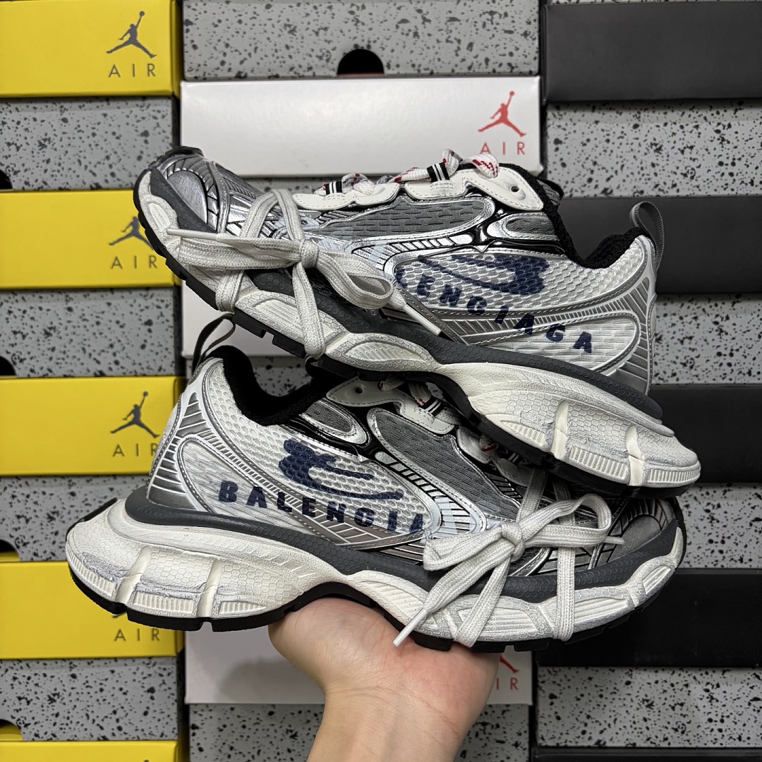Balenciaga 3XL - Image 11