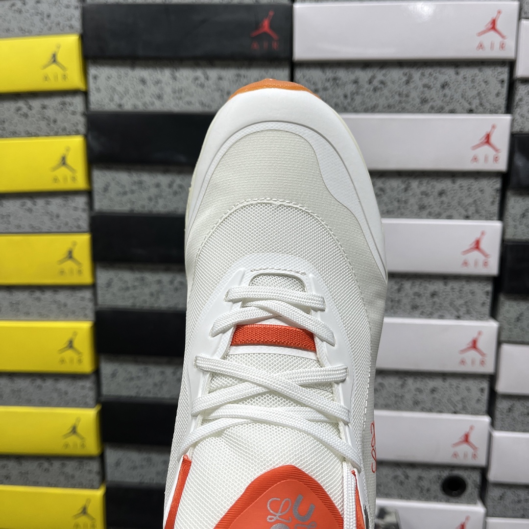 On Running Cloudtilt 2 LOEWE (White Orange) - Image 10