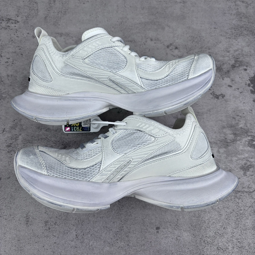 Balenciaga Circuit - Image 21