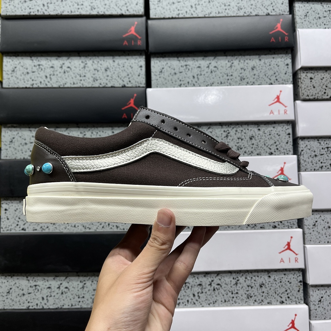 Vans Premium Old Skool Gemstone Mushroom - Image 5