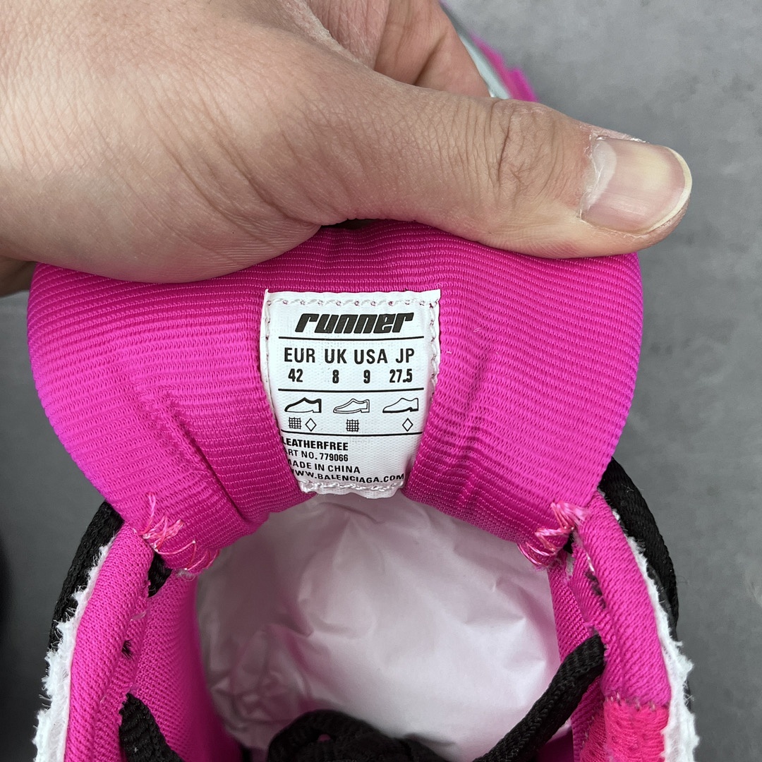 Balenciaga Runner 2.0 - Image 45